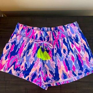 Lilly Pulitzer stretch shorts size small